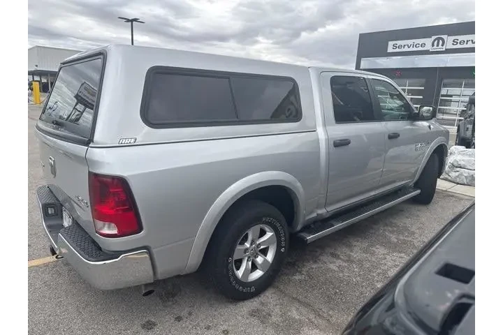 $18128 : Ram 1500 2014 4x4 SLT 4dr Cr image 4