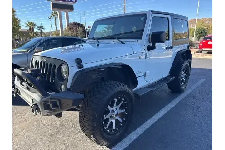 $17990 : Jeep Wrangler 2015 4x4 Sahar image 1