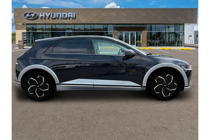 $26500 : Hyundai IONIQ 5 2024 Limited image 9