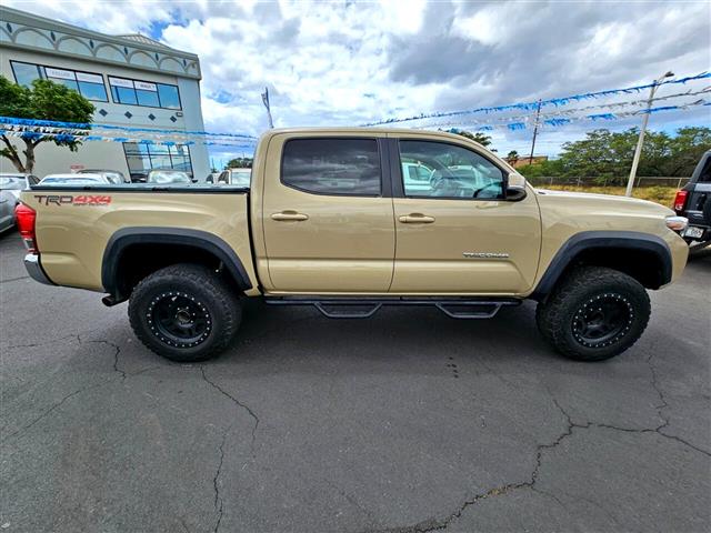 $35995 : 2017 Tacoma image 6