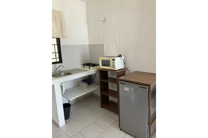 $3500 : HABITACION AMUEBLADA image 3