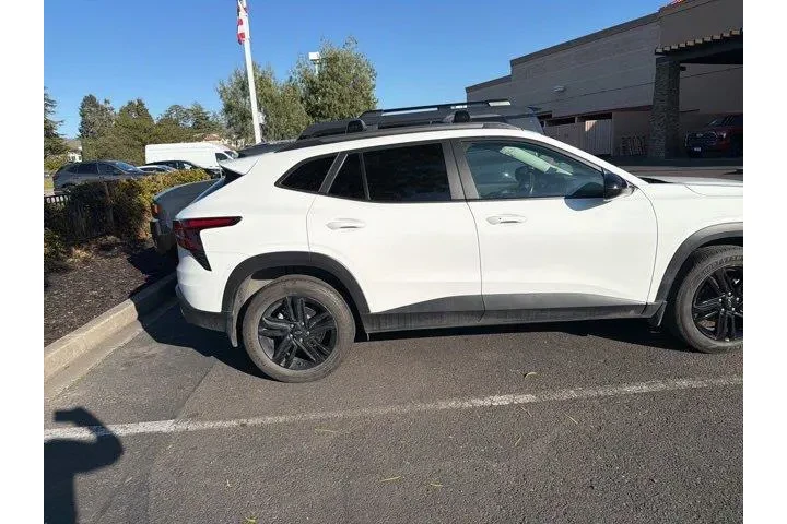 $22790 : Chevrolet Trax 2024 ACTIV 4d image 5