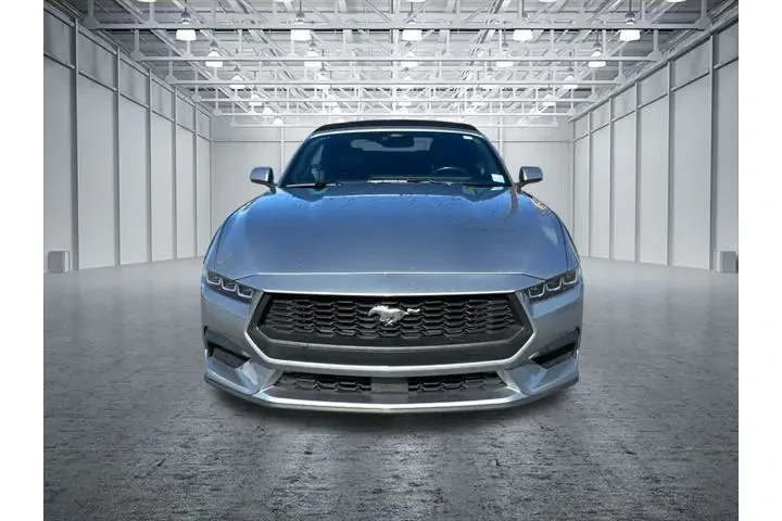 $28890 : Ford Mustang 2024 EcoBoost 2 image 2