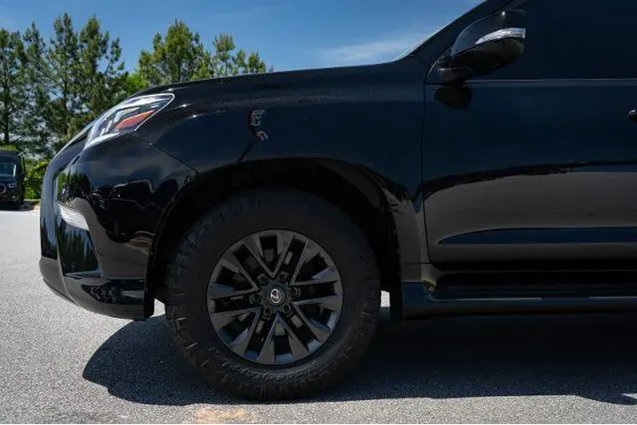$39877 : Lexus GX 460 2020 AWD 4dr SU image 4