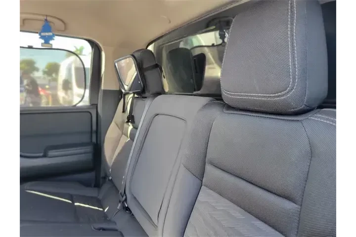 $25791 : Nissan Frontier 2022 4x4 S 4 image 8