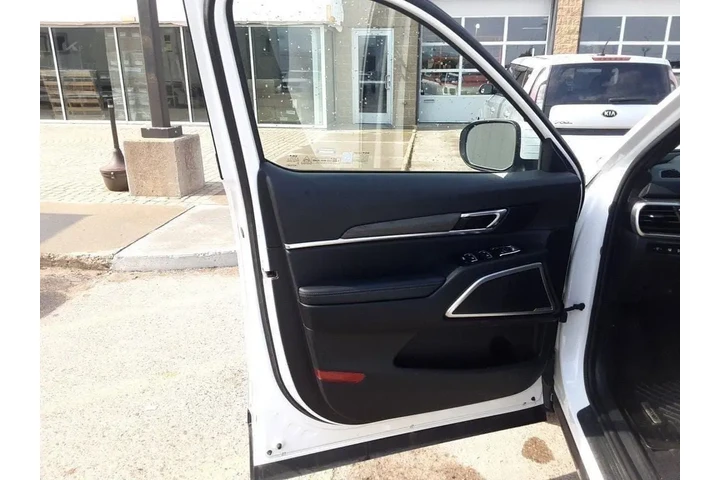 $40996 : 2024 Telluride EX X-Line image 8