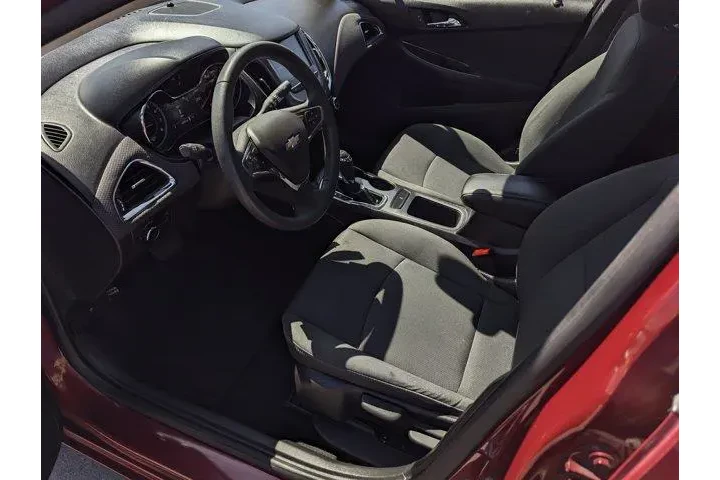 $10999 : Chevrolet Cruze 2017 LT Auto image 9