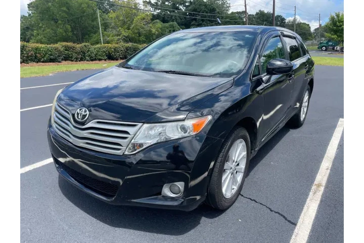 $13000 : 2012 Venza LE image 1
