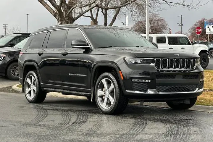 $23995 : Jeep Grand Cherokee L 2021 4 image 9