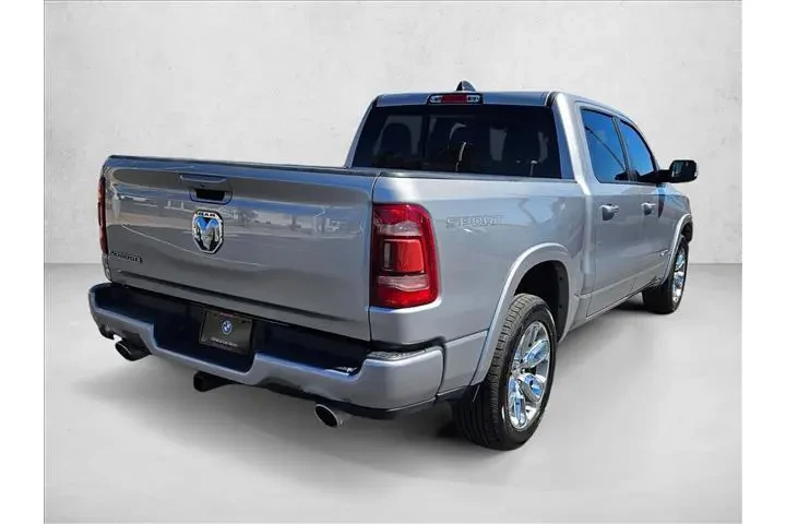 $32991 : Ram 1500 2022 4x2 Laramie 4d image 5