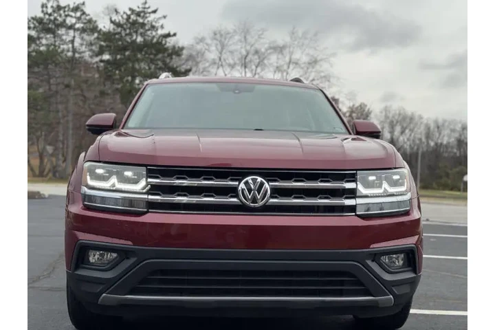 $8999 : 2018 Atlas V6 SE image 4