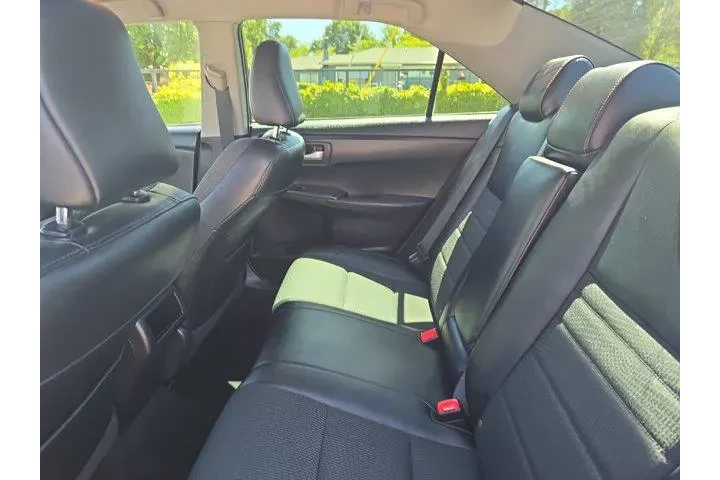 $8995 : Toyota Camry 2016 SE 4dr Sed image 8