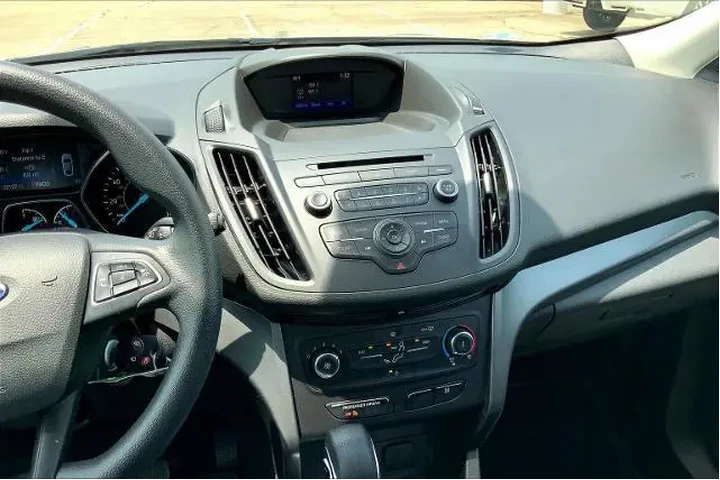 $6521 : Ford Escape 2018 S 4dr SUV image 7