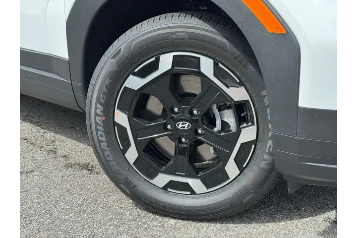 $32743 : Hyundai SANTA FE 2026 SE 4dr image 4
