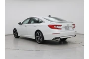$27998 : Honda Accord 2022 Sport Spec thumbnail