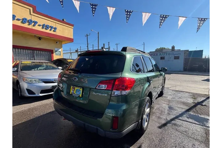 2014 Outback 2.5i Limited image 8