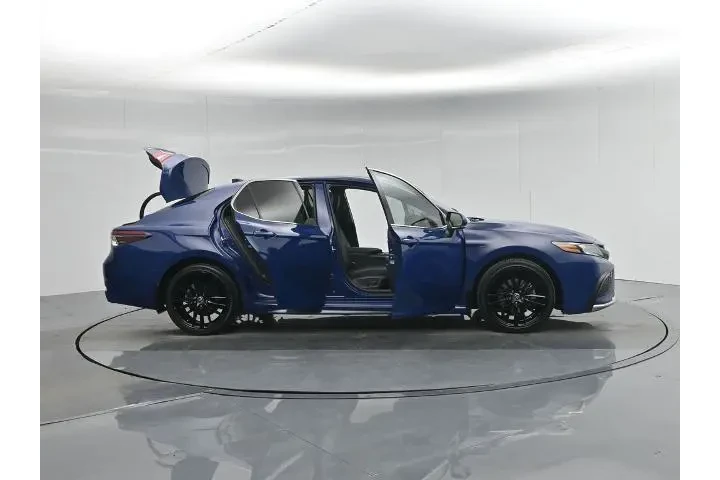 $30900 : Toyota Camry 2023 XSE 4dr Se image 4