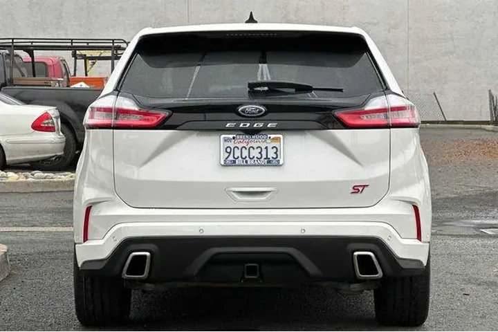 $29662 : Ford Edge 2022 AWD ST 4dr Cr image 8