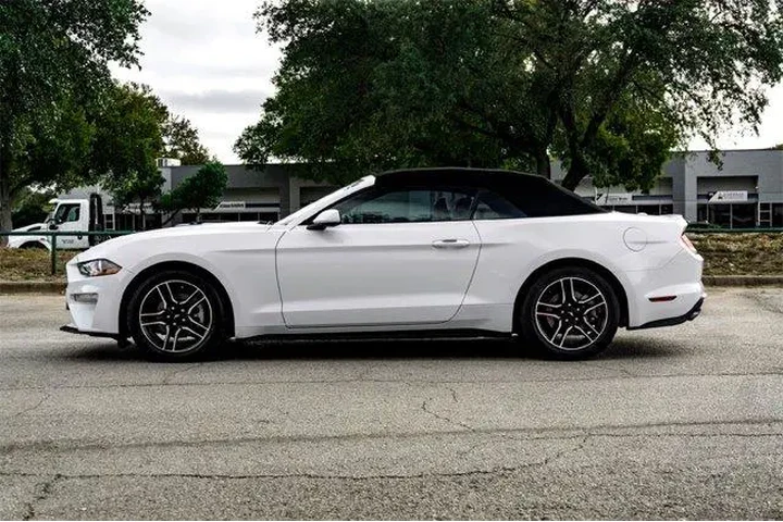 $20192 : Ford Mustang 2023 EcoBoost 2 image 5
