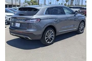 $37995 : Lincoln Nautilus 2023 AWD Re thumbnail