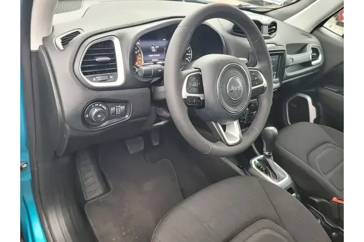 $14643 : Jeep Renegade 2021 4x4 Latit image 9