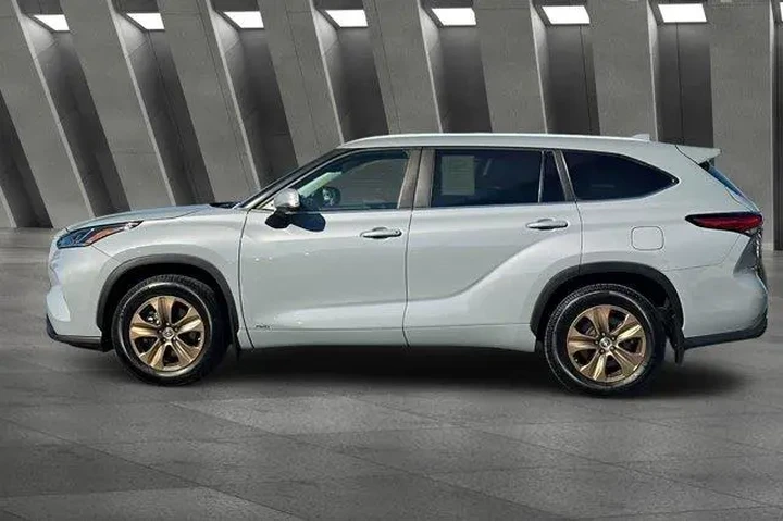 $34900 : Toyota Highlander Hybrid 202 image 8