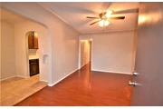 $2100 : Available 2Bed 2Bat in LA thumbnail