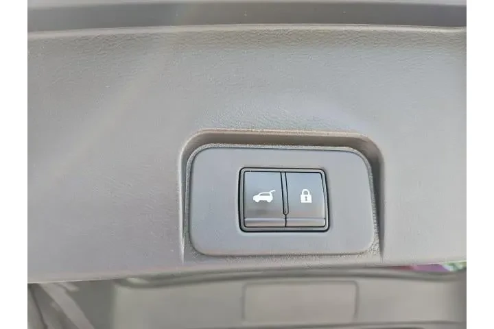 $24995 : Nissan Rogue 2023 AWD SV 4dr image 10