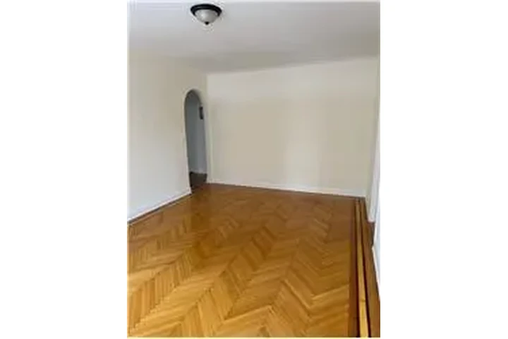 $2280 : Rental property with 1 bedro image 4