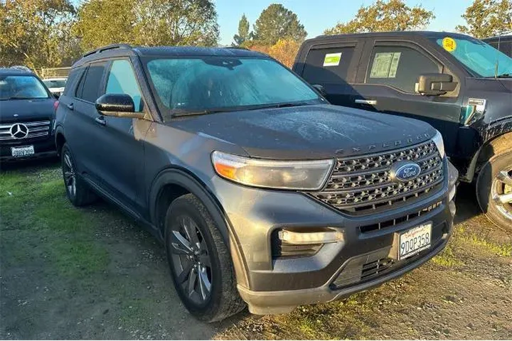 $30744 : Ford Explorer 2022 AWD XLT 4 image 2