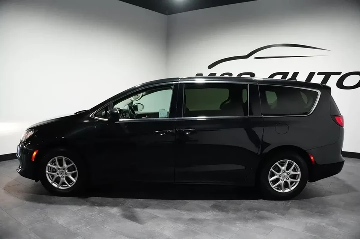 $21449 : 2023 Voyager LX image 3