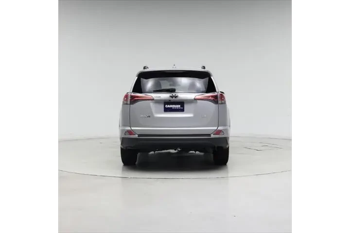 $17998 : Toyota RAV4 2018 LE 4dr SUV image 6