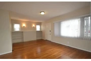 Available 2Bed 1Bat in LA