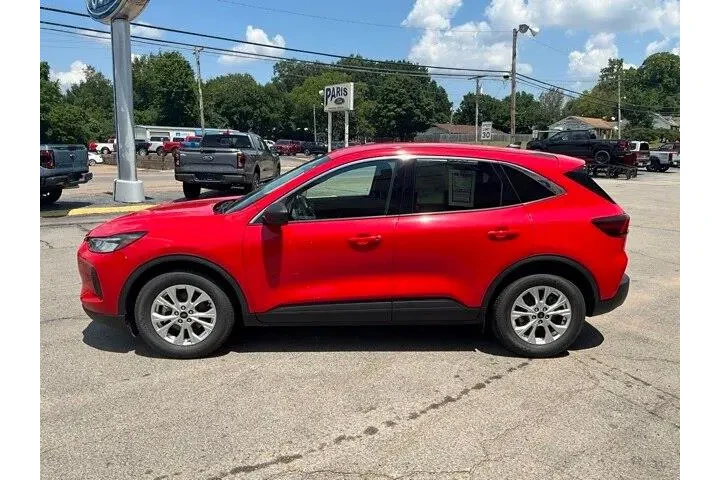 $23988 : Ford Escape 2024 Active 4dr image 3