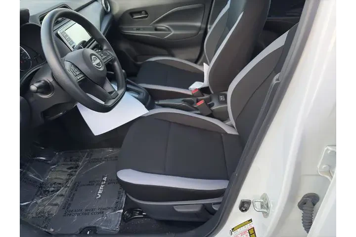 $21995 : Nissan Versa 2025 S 4dr Seda image 9