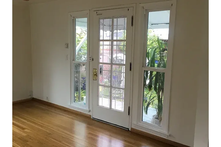 $1800 : Remodeled 2BD 1BTH image 2