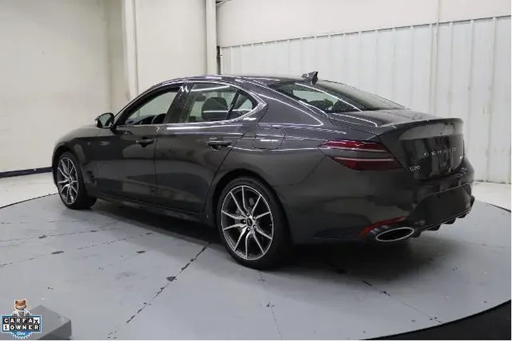 $29853 : Genesis G70 2025 2.5T Standa image 8