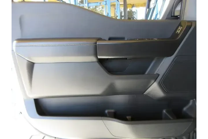 $38999 : Ford F-150 2023 4x4 XL 4dr S image 9