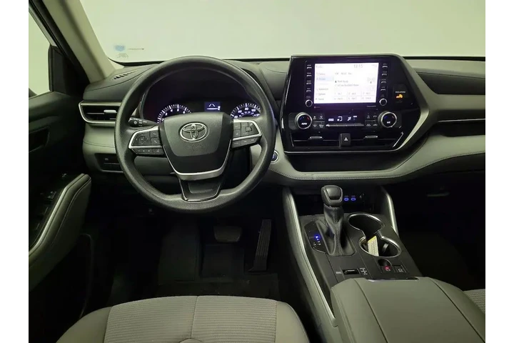 $29998 : Toyota Highlander 2022 L 4dr image 10