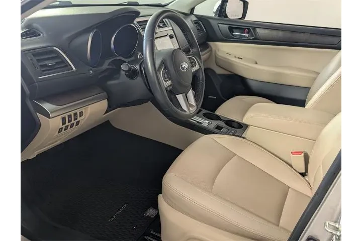 $16900 : Subaru Outback 2017 AWD 2.5i image 6