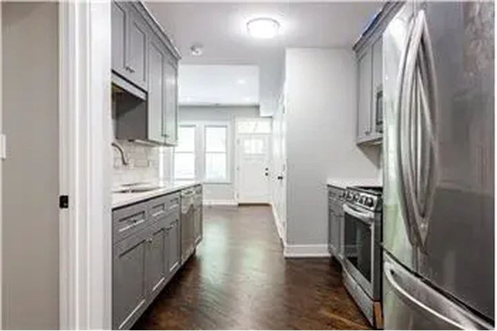 $3750 : Rental property with 3 bedro image 3