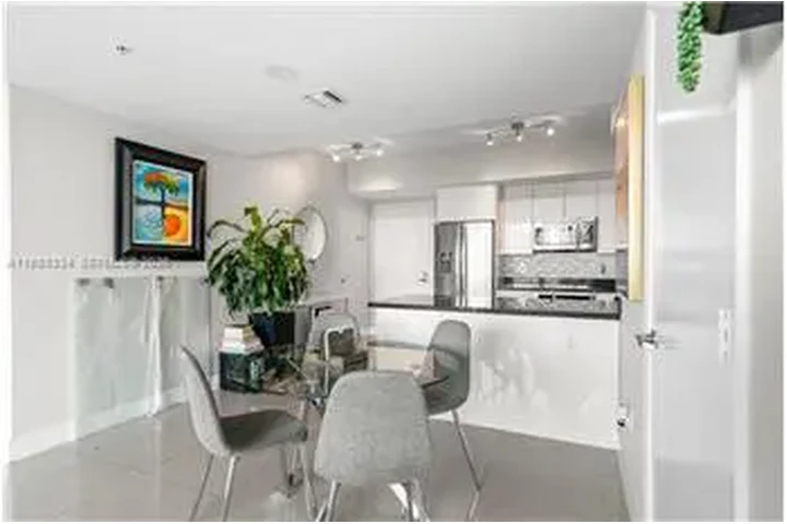 $4700 : Rental property with 2 bedro image 8