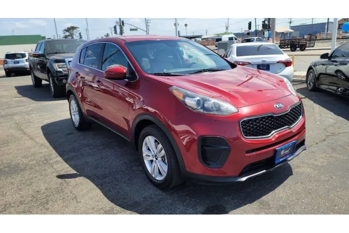 $10995 : 2017 Sportage LX image 3
