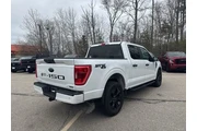 $33413 : Ford F-150 2022 4x4 XL 4dr S thumbnail