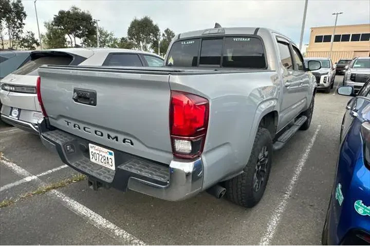 $26990 : Toyota Tacoma 2020 4x2 SR5 4 image 5