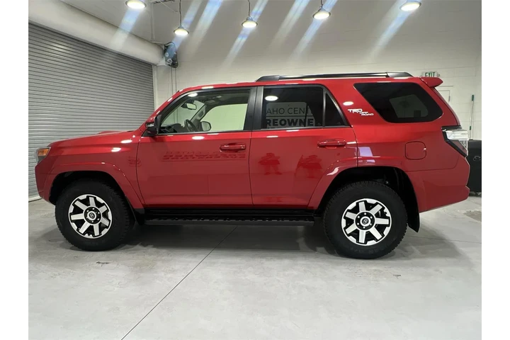 $39777 : Toyota 4Runner 2022 4x4 TRD image 5