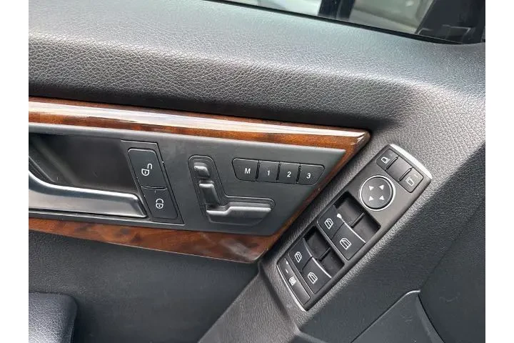 $13688 : Mercedes-Benz GLK 2015 GLK 3 image 10