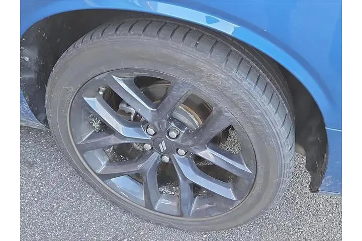 $32390 : Dodge Challenger 2023 GT 2dr image 5