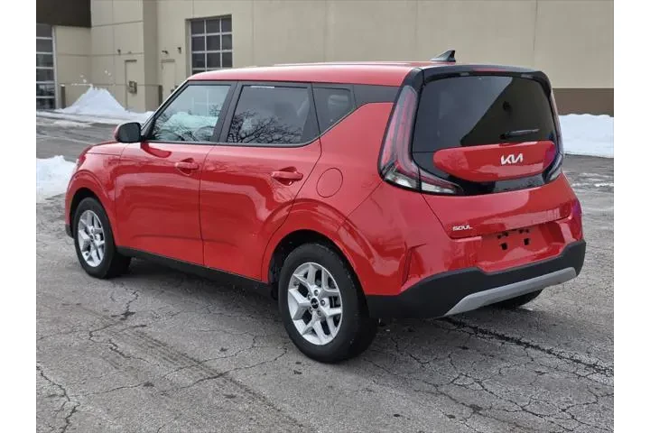 $19566 : Kia Soul 2025 LX 4dr Crossov image 3