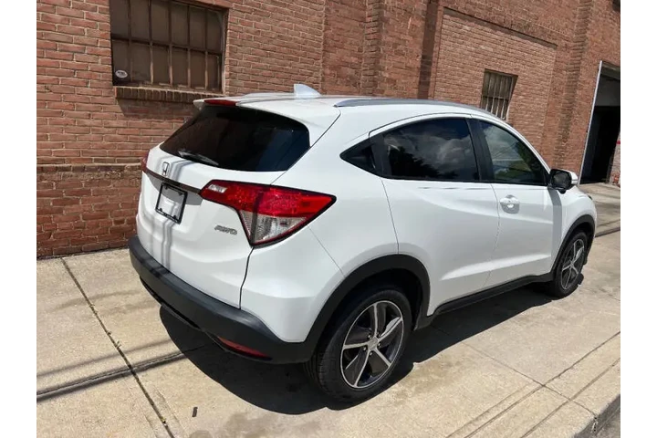 $18999 : 2021 HR-V EX image 6